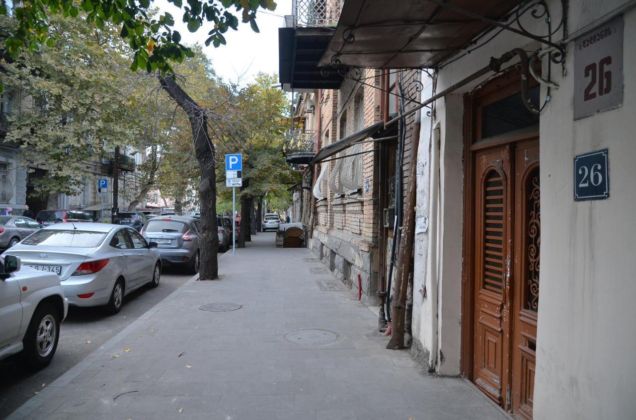 Natia'S Apartment On Dadiani St. 1 Tbilisi Zewnętrze zdjęcie